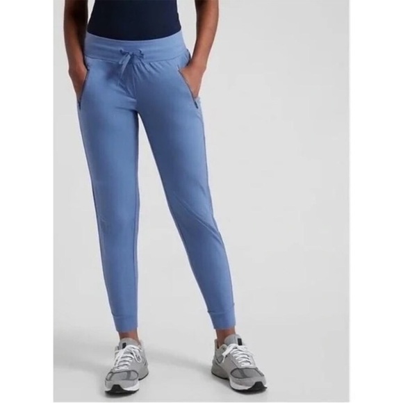 Athleta Trekkie North Jogger Ripstop Cottage Blue - Picture 1 of 16